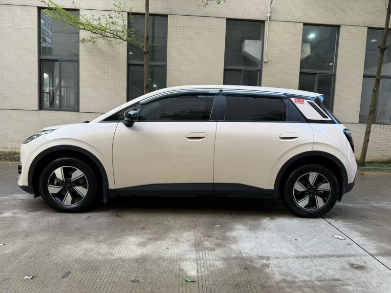 佛山25年传祺埃安V4