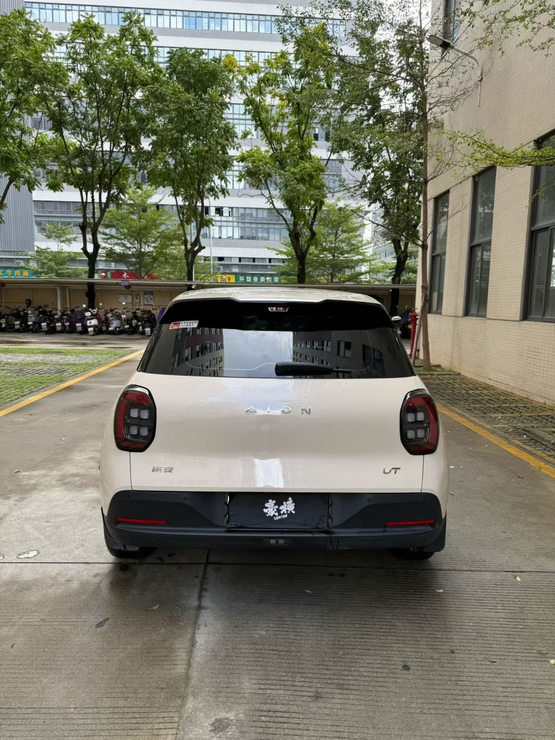 佛山25年传祺埃安V5