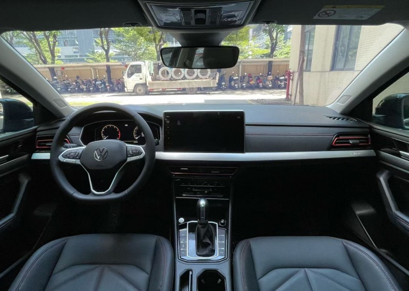 佛山24年大众朗逸8