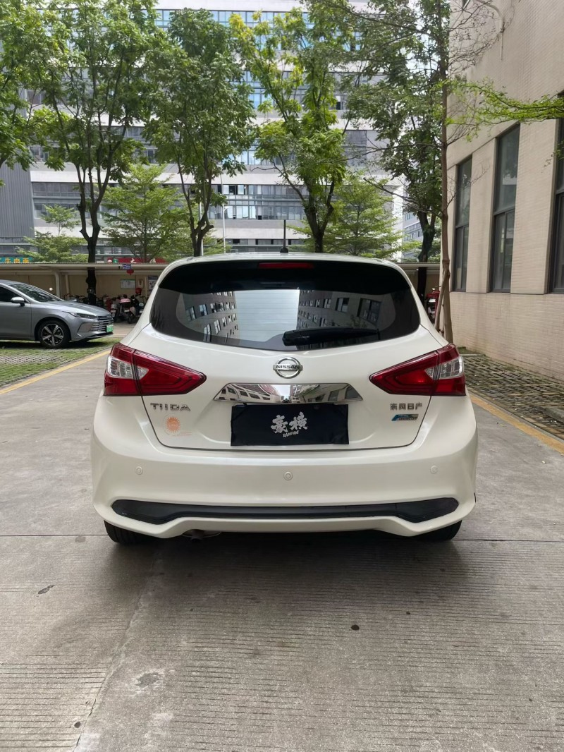 佛山18年日产骐达5