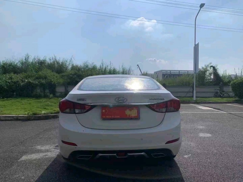 广州17年现代朗动4