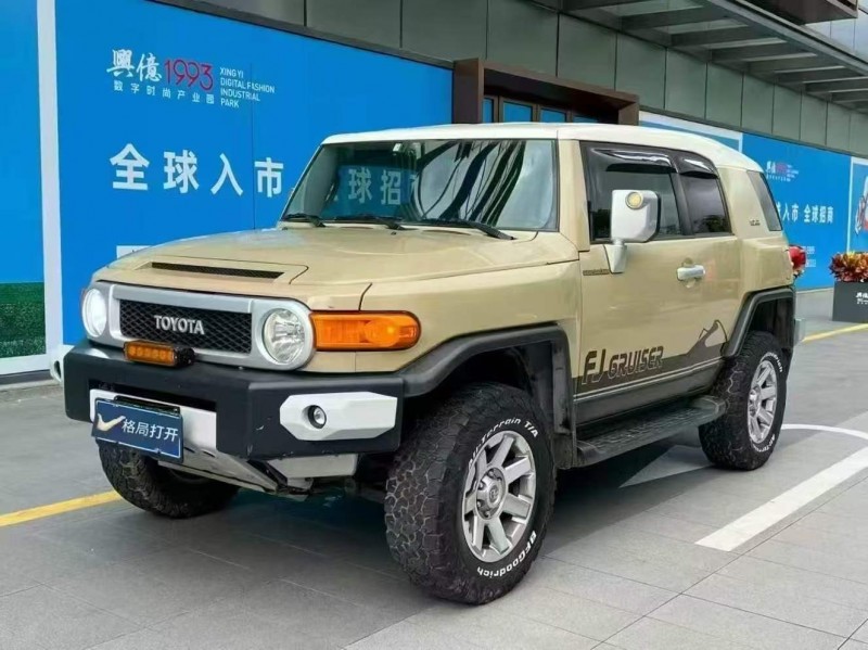 广州19年丰田兰德酷路泽3