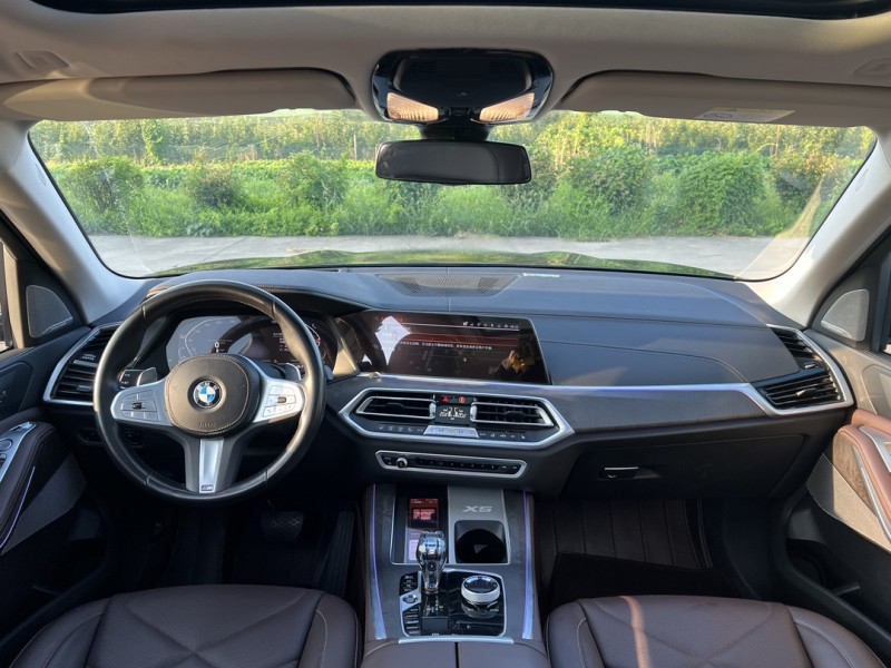 盐城23年宝马X57