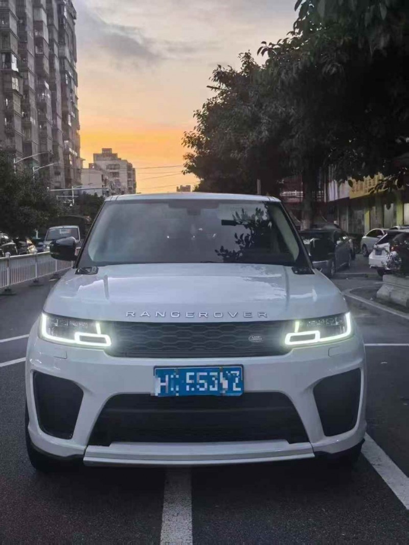 广州14年路虎揽胜运动1