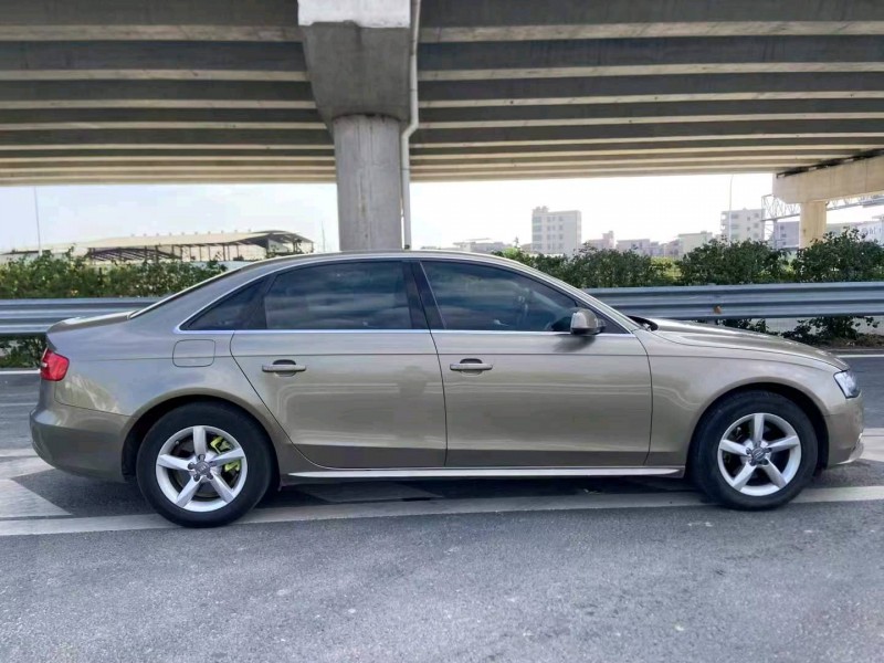 广州12年奥迪A4L4