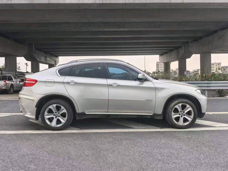 广州11年宝马X64