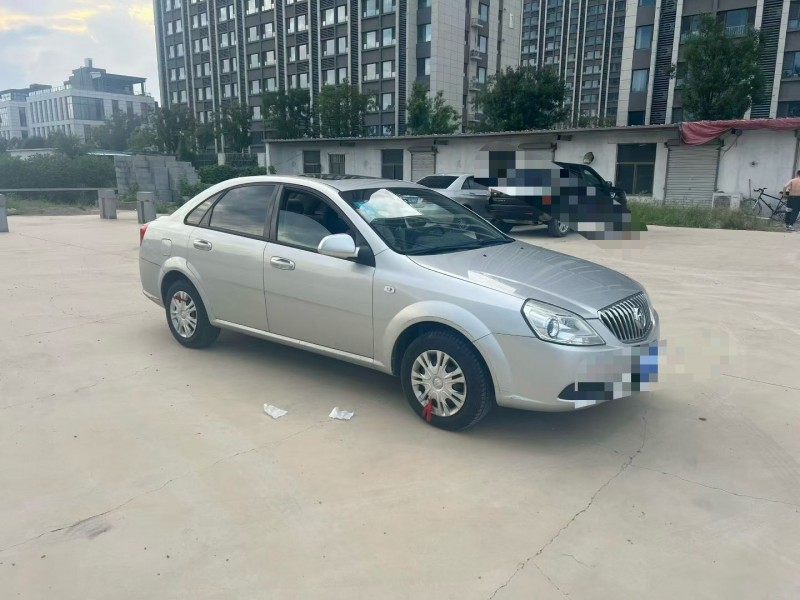 聊城16年别克凯越2