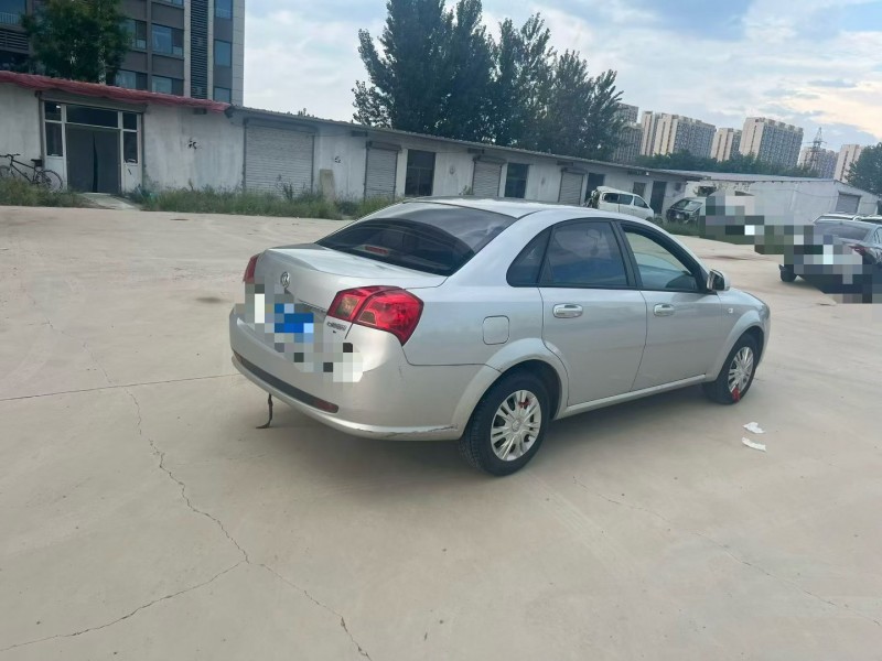 聊城16年别克凯越7