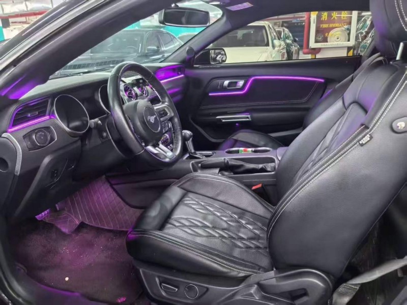 广州20年福特野马4