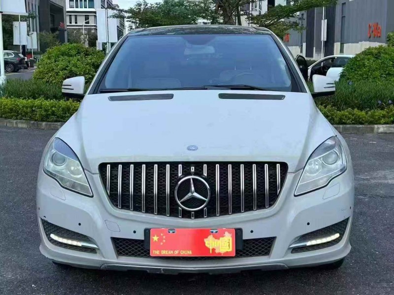 广州14年奔驰R1