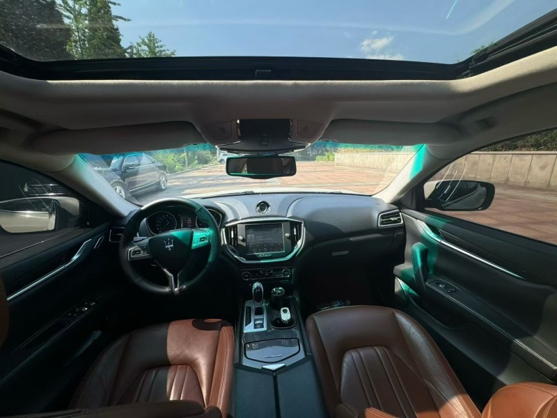 聊城15年玛莎拉蒂Ghibli4