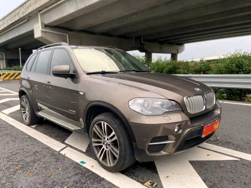 广州13年宝马X53