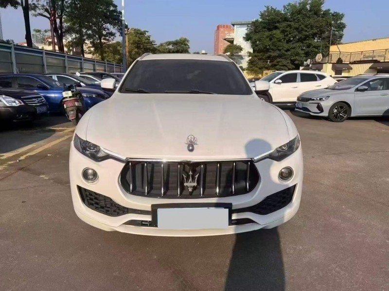广州18年玛莎拉蒂Levante1