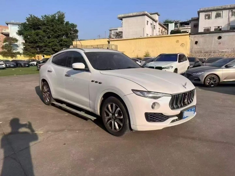 广州18年玛莎拉蒂Levante3