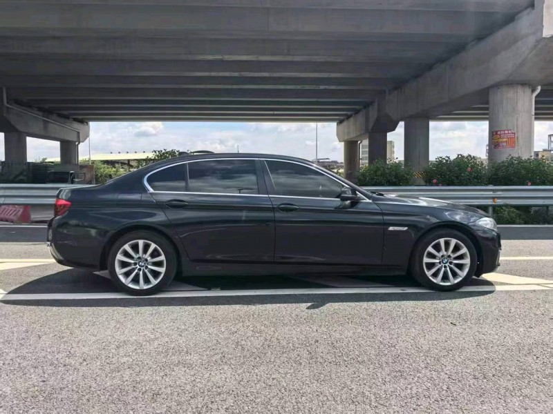 广州15年宝马5系4