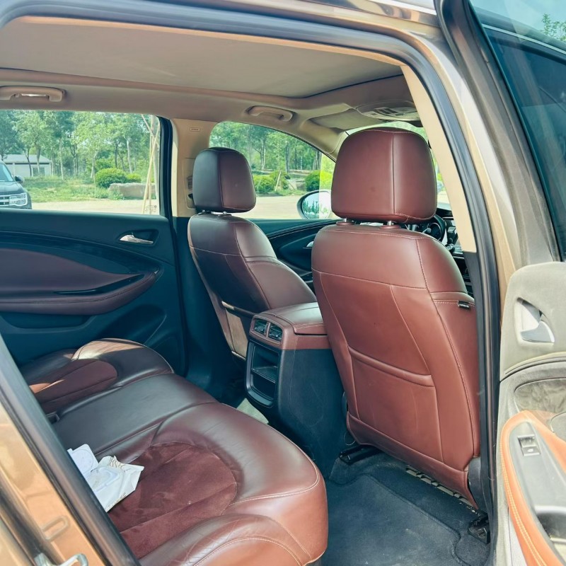 聊城16年别克昂科威5