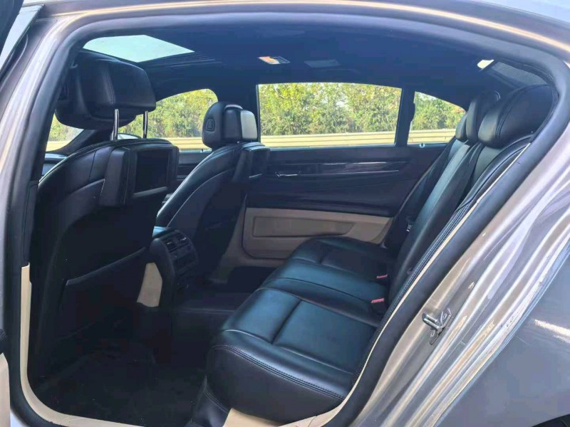 广州09年宝马7系7