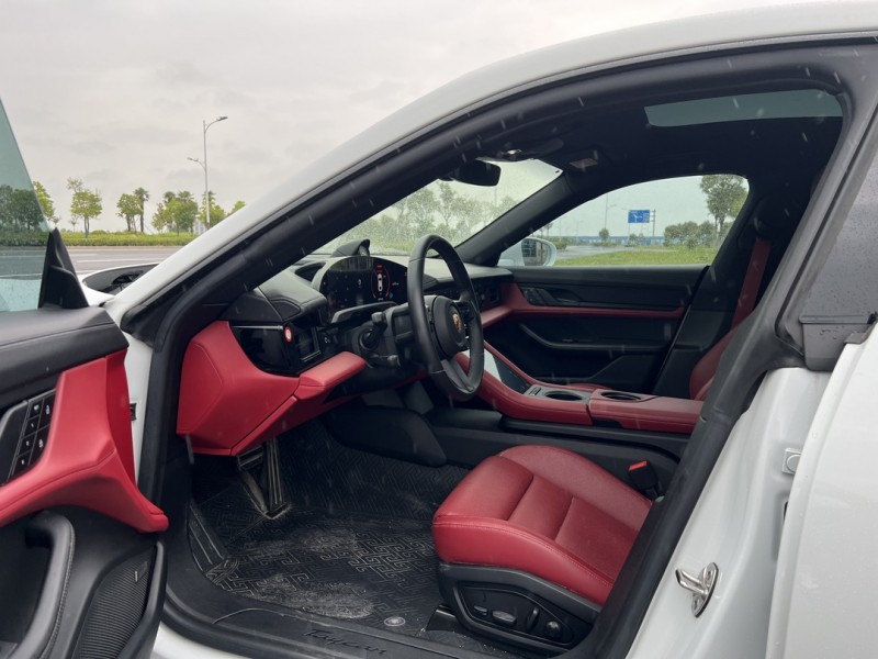 盐城22年保时捷Taycan4