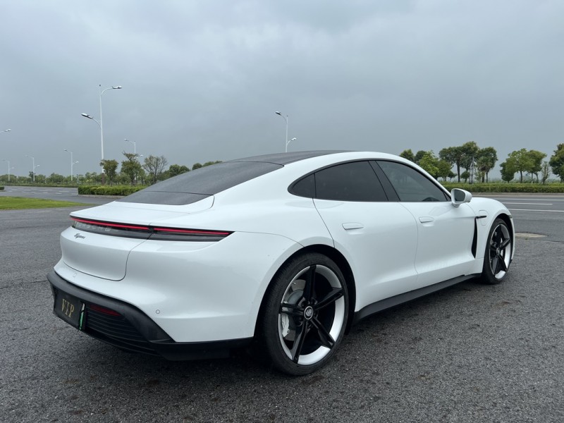 盐城22年保时捷Taycan8