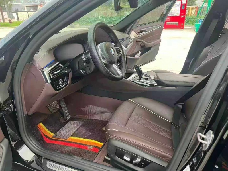 徐州22年宝马5系3