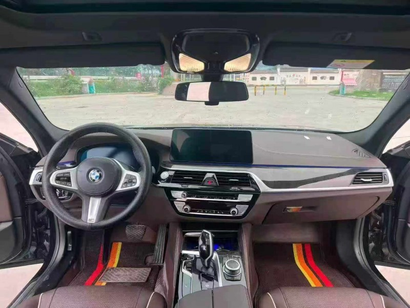 徐州22年宝马5系4