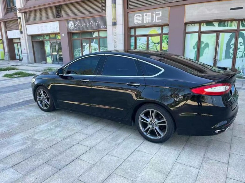 淮安14年福特蒙迪欧8