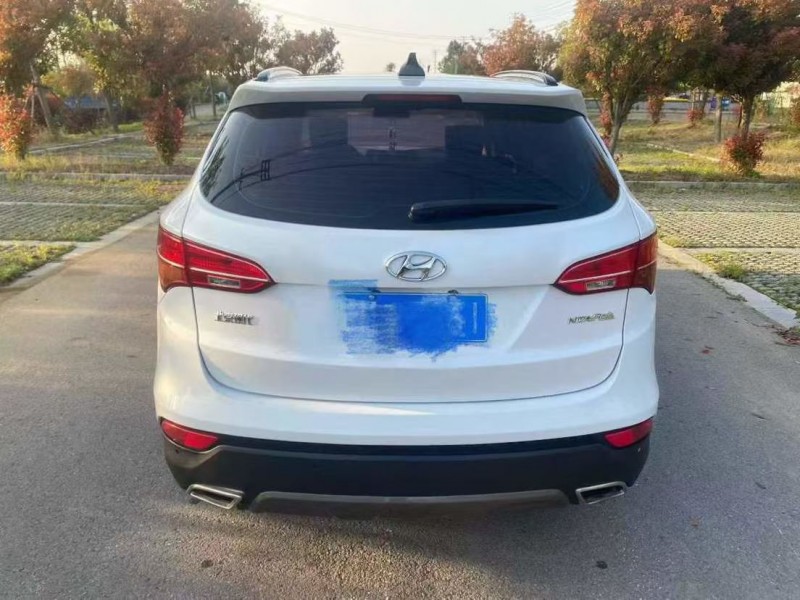 淮安15年现代新胜达9