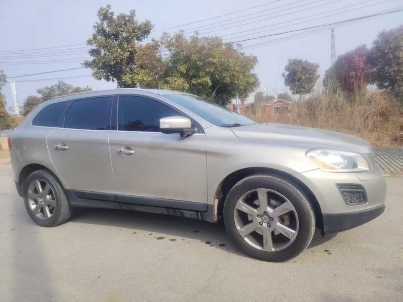 淮安13年沃尔沃XC602