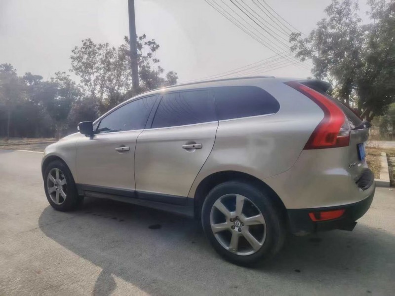 淮安13年沃尔沃XC607