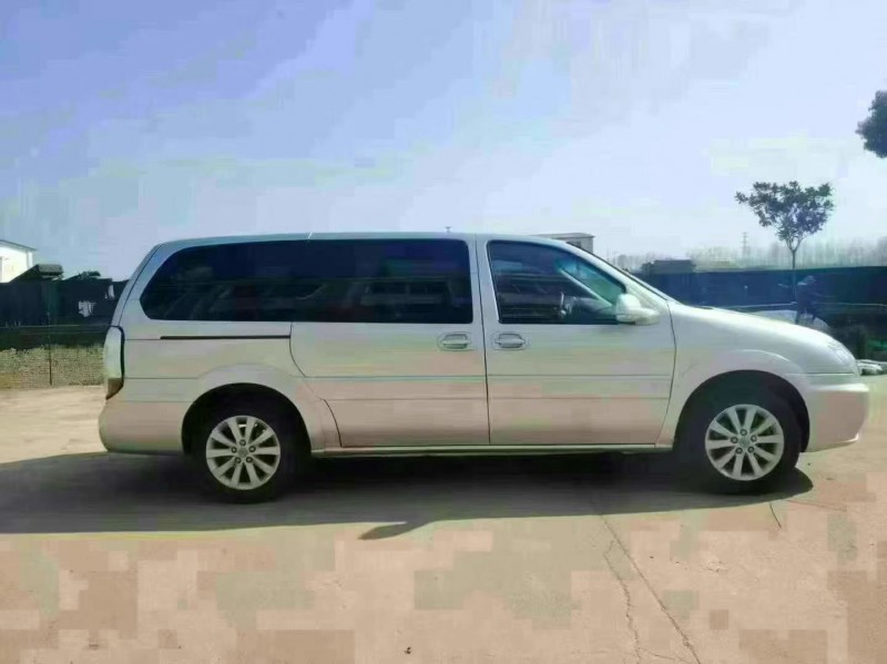 淮安16年别克GL82