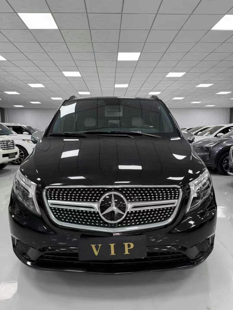 廊坊18年奔驰威霆1