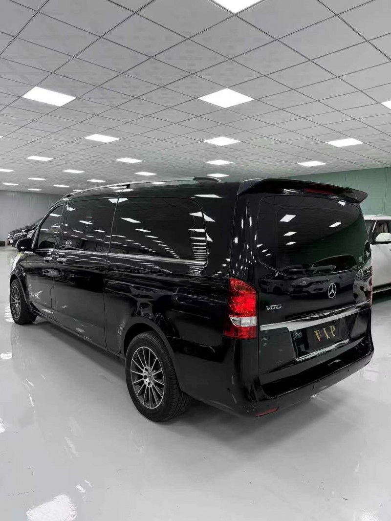 廊坊18年奔驰威霆9