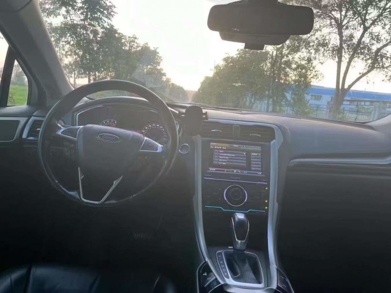 徐州17年奥迪A4L4