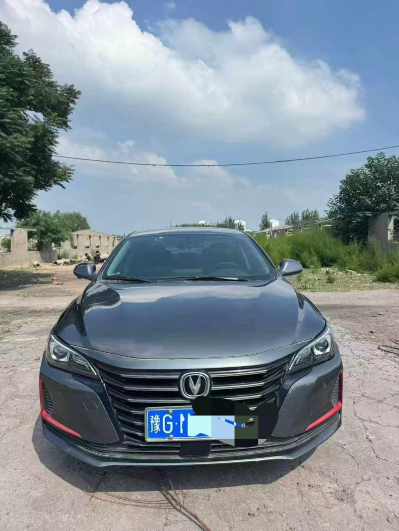 鹤壁21年长安汽车睿骋1