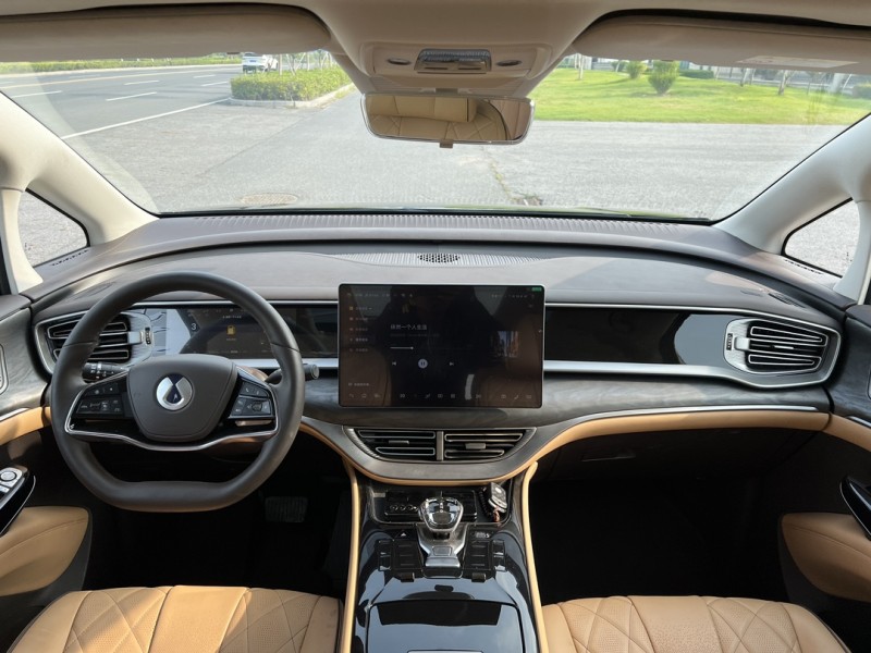 盐城24年腾势D94