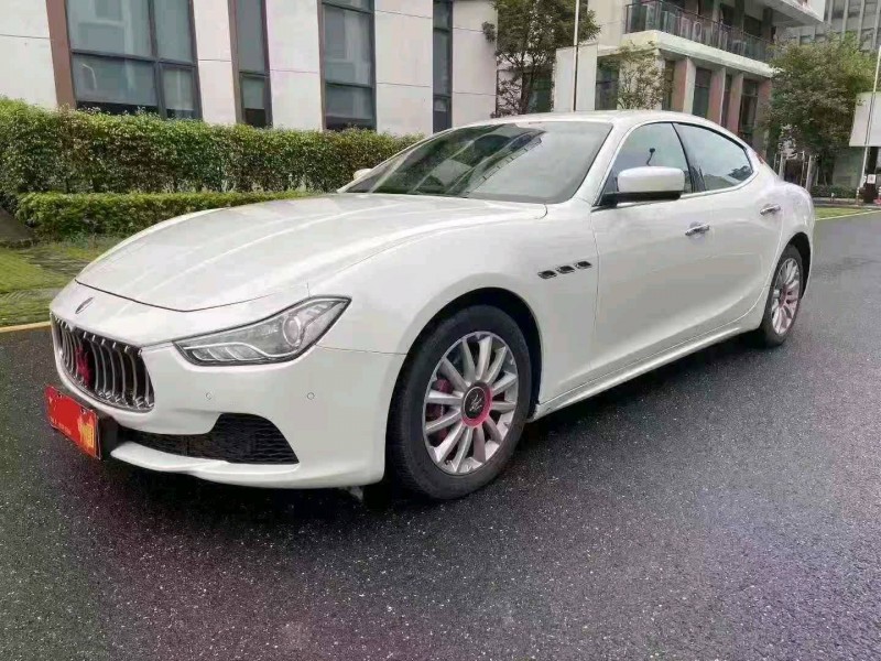 广州15年玛莎拉蒂总裁3