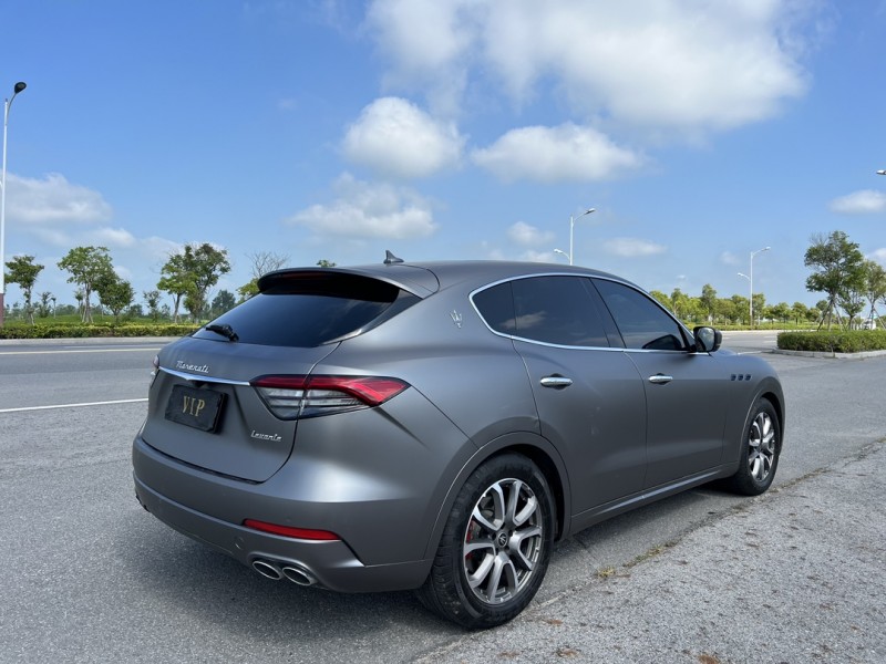 盐城22年玛莎拉蒂Levante8