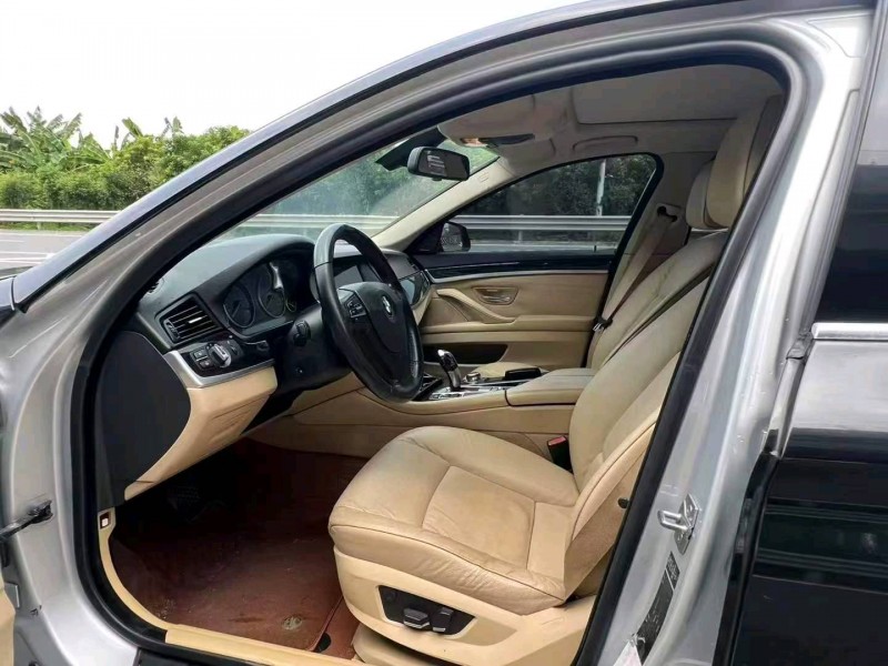 广州11年宝马5系7