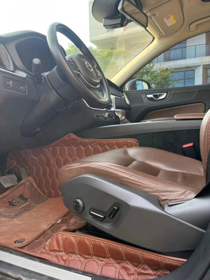 广州19年沃尔沃XC607