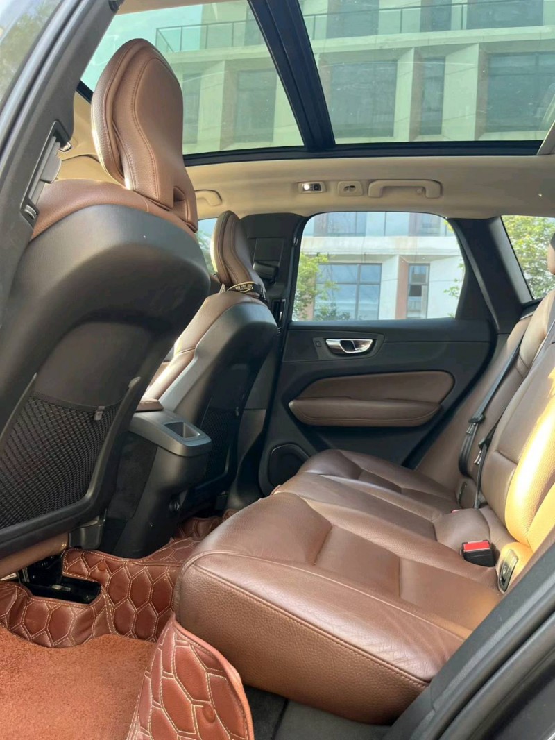 广州19年沃尔沃XC608