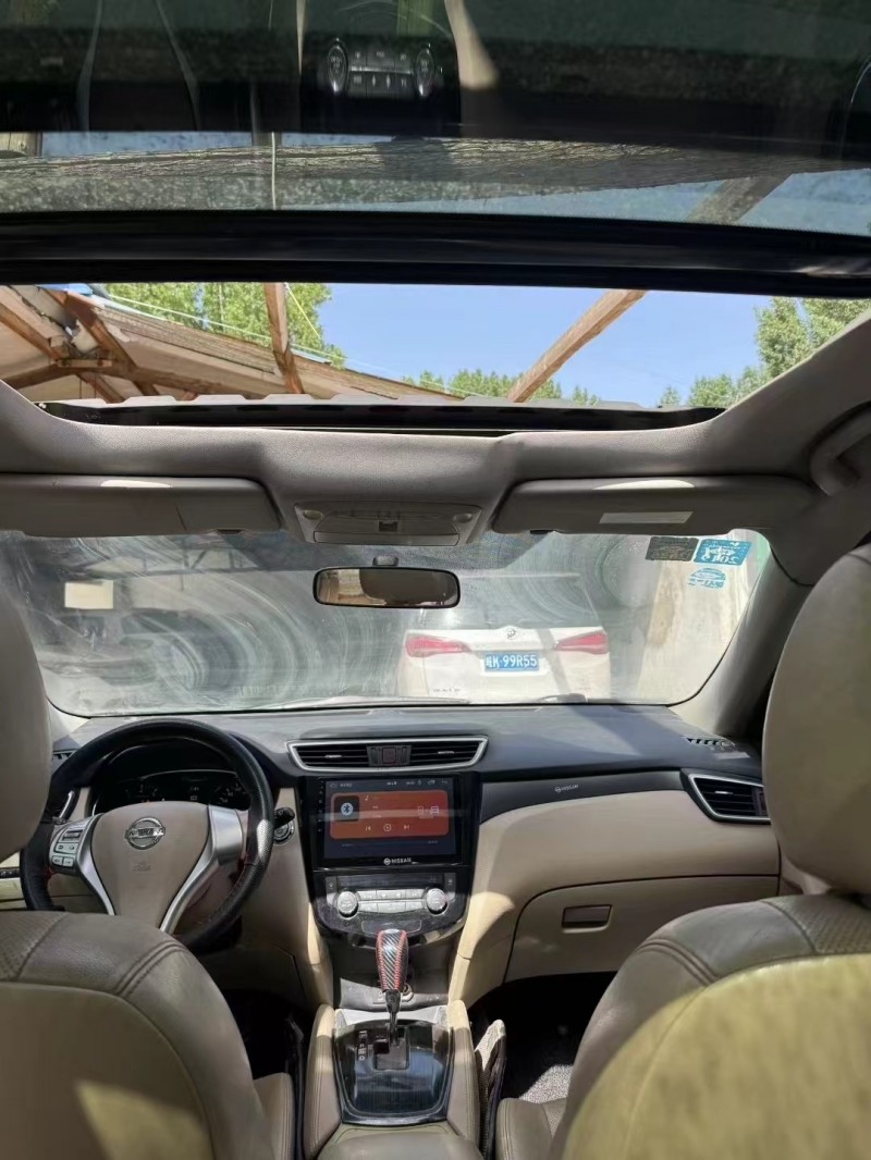 鹤壁15年日产奇骏7