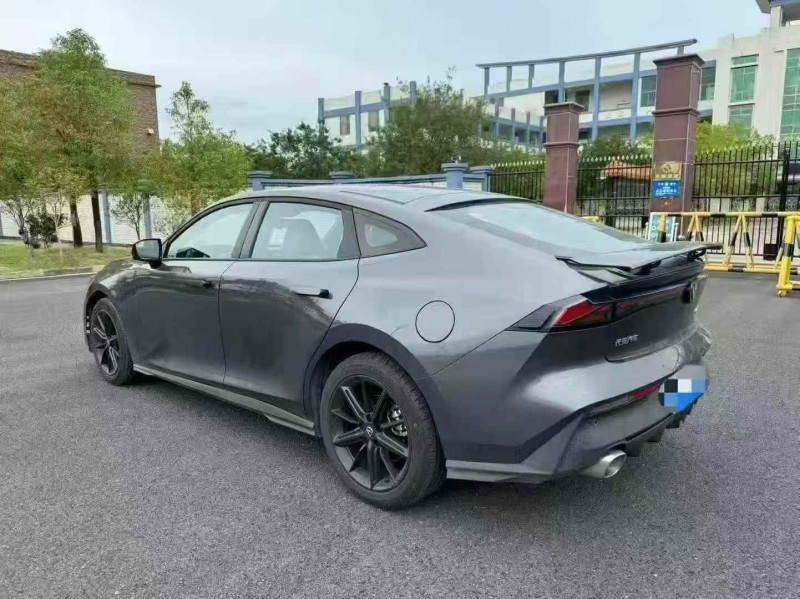 广州25年长安汽车UNI8