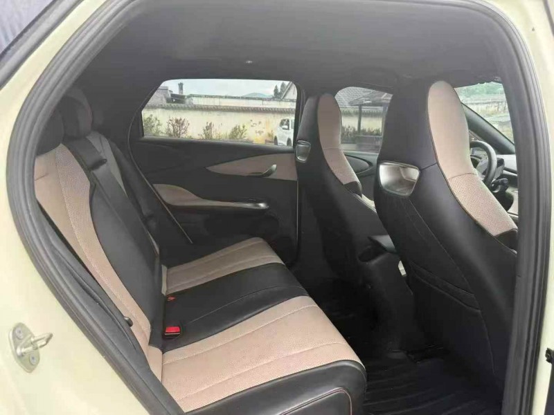 毕节23年比亚迪海豚6