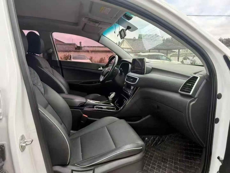 毕节20年现代途胜4