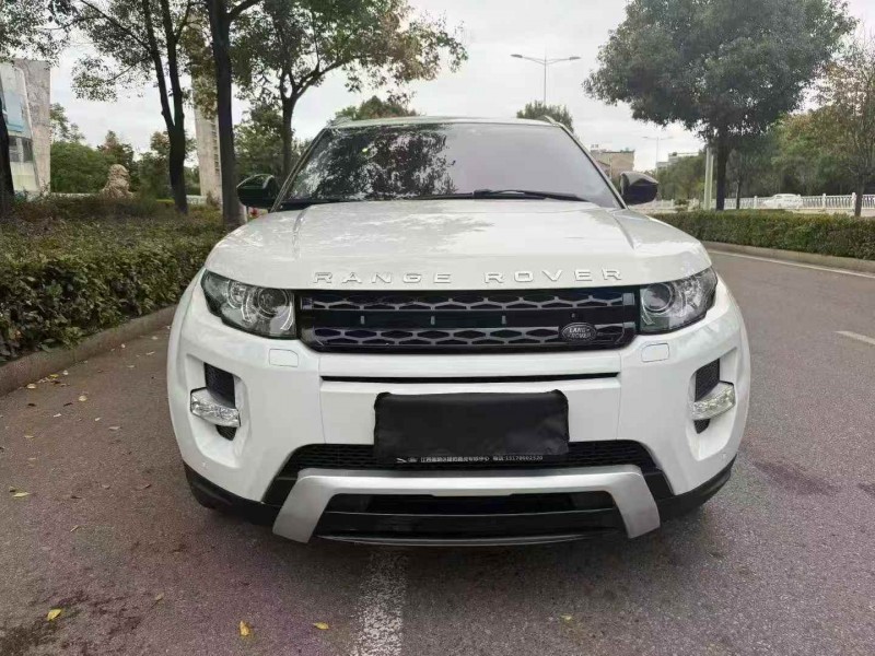 常德14年路虎极光1