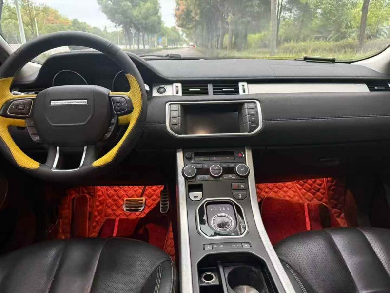 常德14年路虎极光4