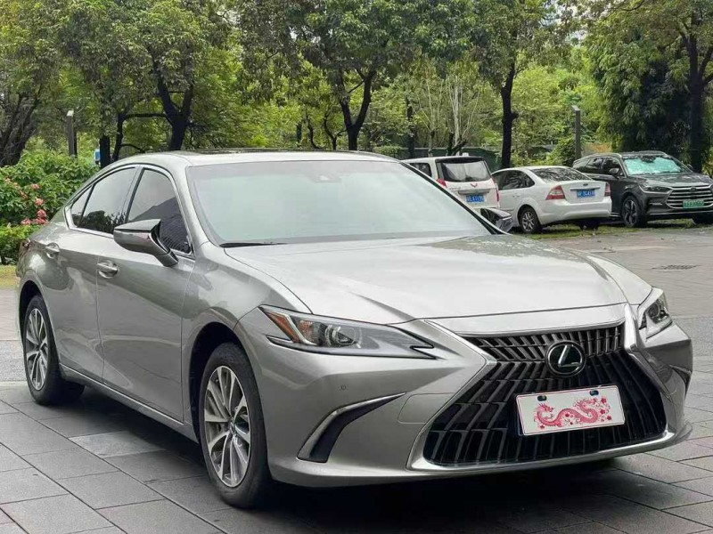 佛山23年雷克萨斯ES2