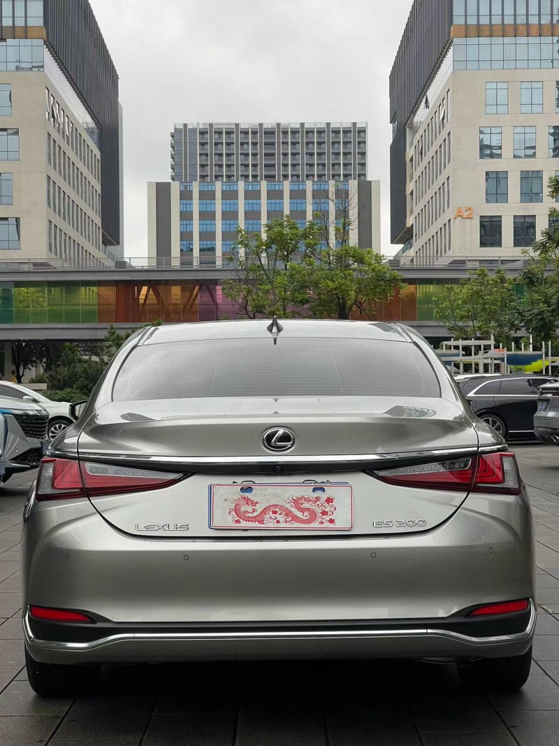 佛山23年雷克萨斯ES9