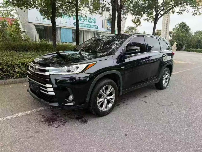 岳阳19年丰田汉兰达3