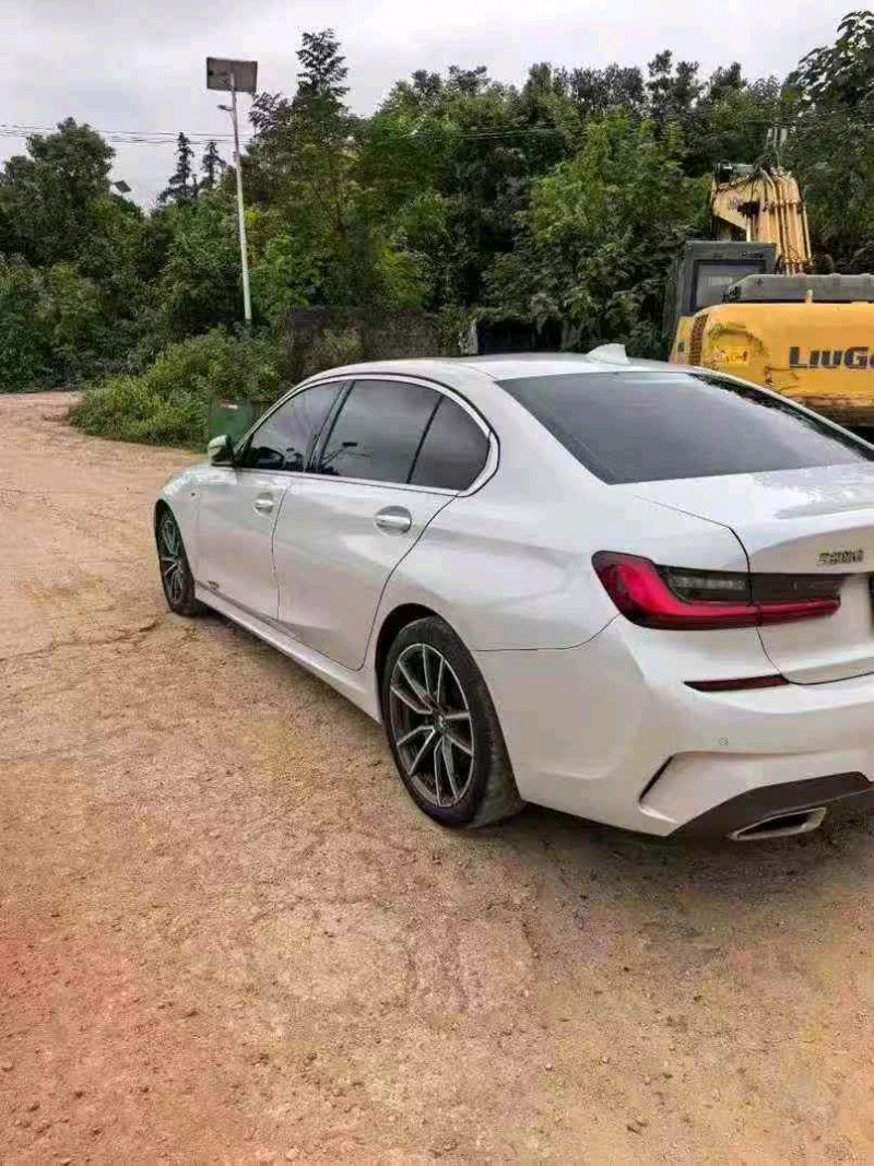 邵阳22年宝马3系8